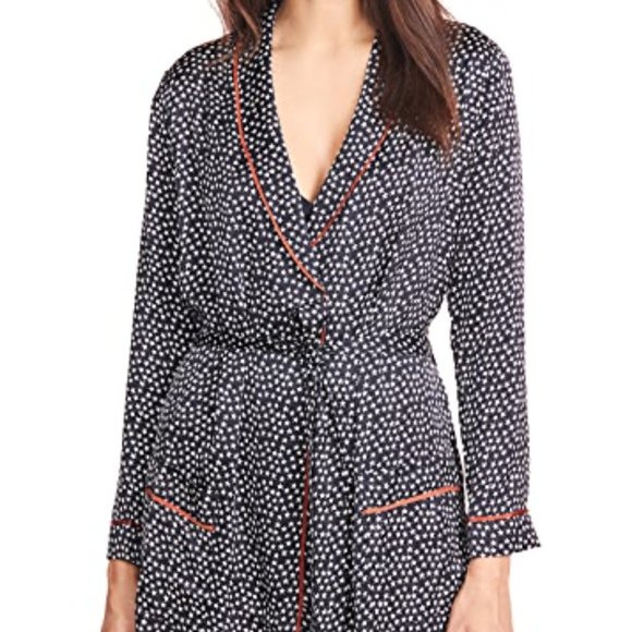 Love Stories Ritz Embroidered Crazy in Love Robe - Picture 3 of 3